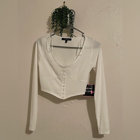 Tops - White waist lengh x small top